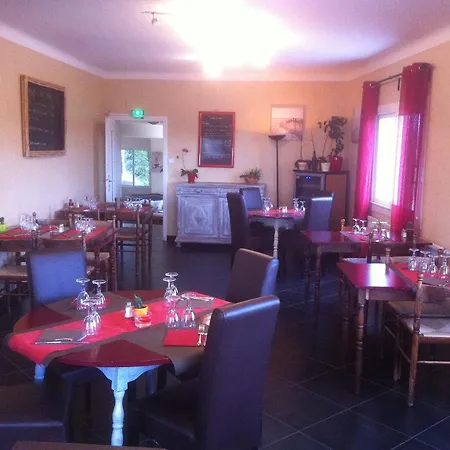 Le Robinson Hotel
