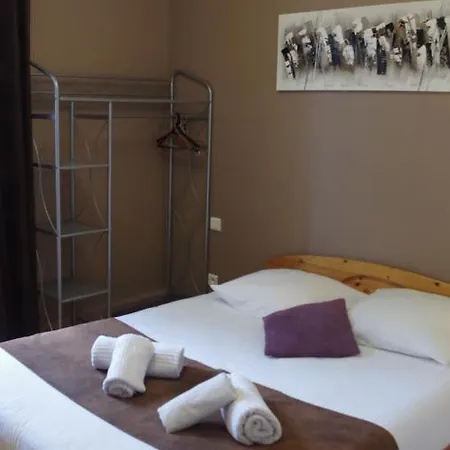 Hotel Le Robinson Pierrelatte