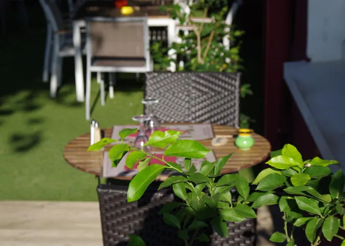 Hotel Le Robinson Pierrelatte